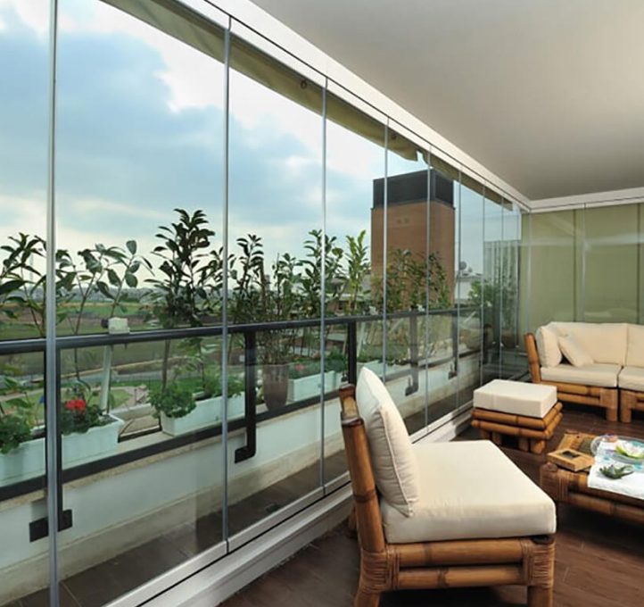 Frameless Glass Balcony – project photo 8